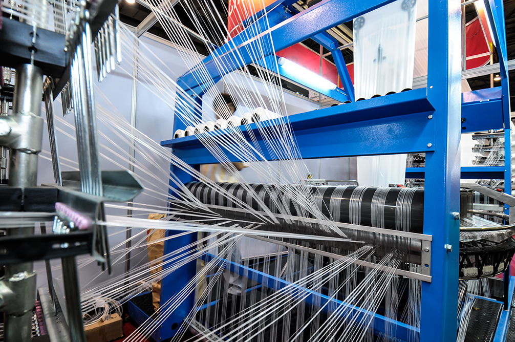 Textile industry - Weaving and warping