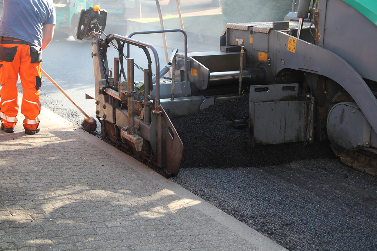 Asphaltbauer / Asphaltbauerin